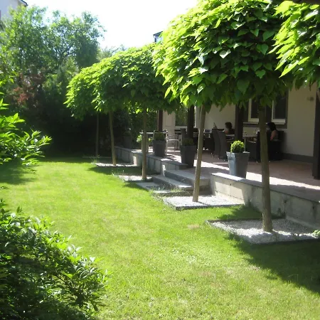 Die Villa Hotel *
