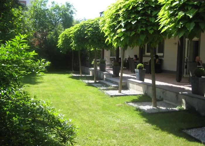 Die Villa Hotel *